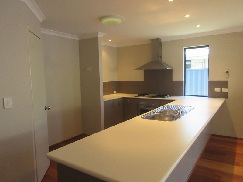 13 Hibiscus Way, Baldivis WA 6171