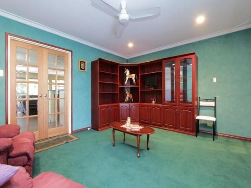 172 Corinthian Road East, Riverton WA 6148