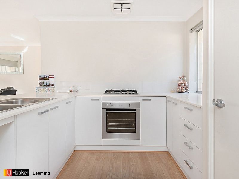 5 Wadham Link, Piara Waters WA 6112