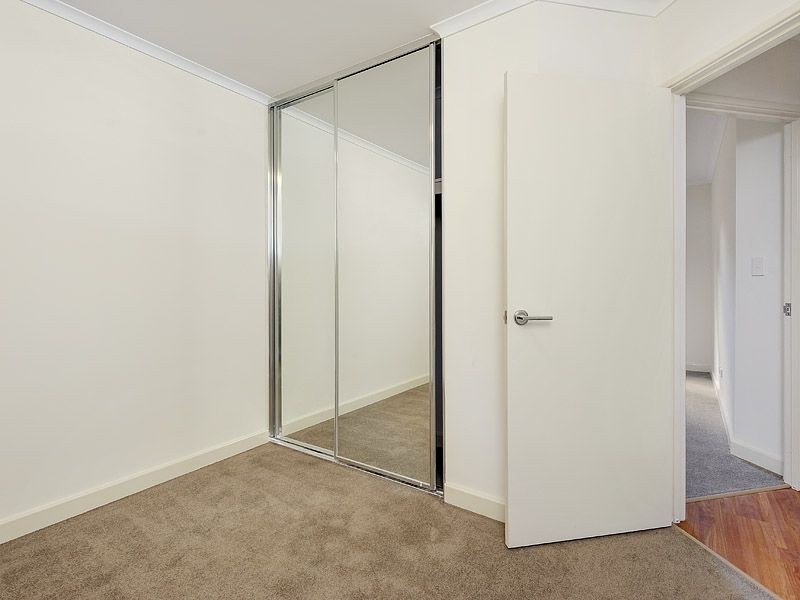 27/12 Bushlark Turn, Erskine WA 6210