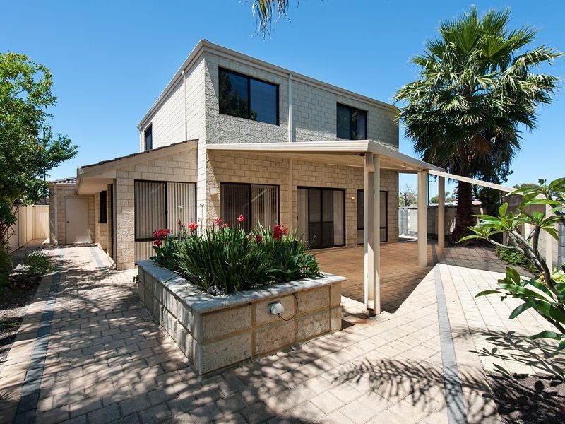 24 Cheshunt Gardens, North Lake WA 6163