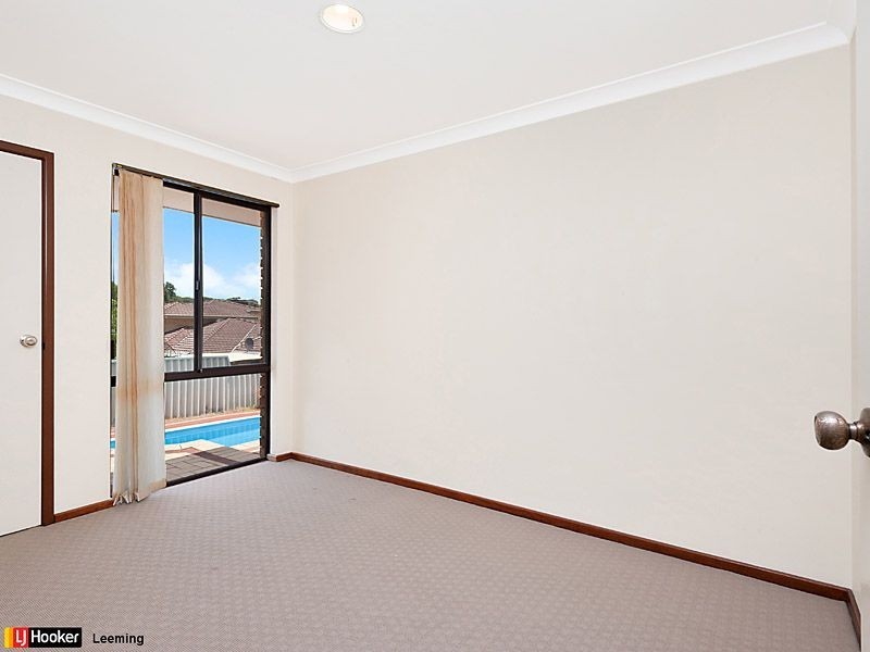 42 Jackson Avenue, Winthrop WA 6150