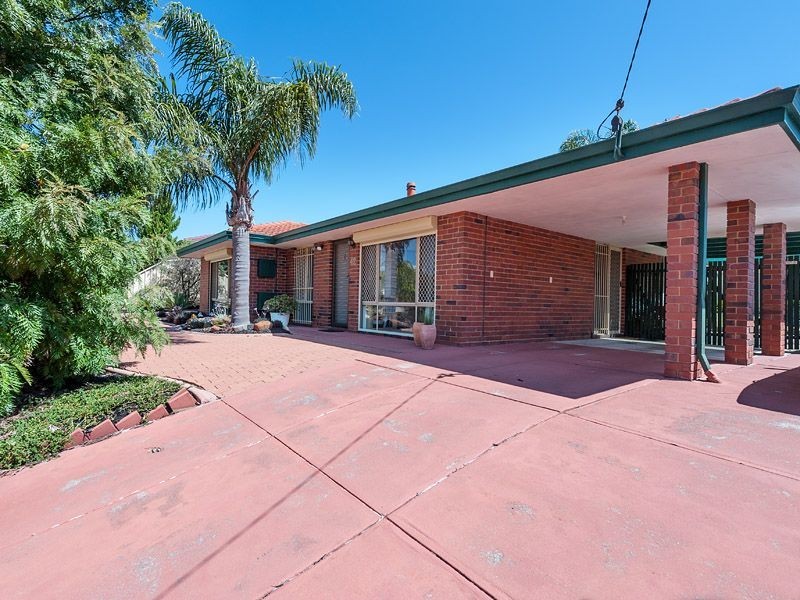 42 Fellbridge Way, Langford WA 6147