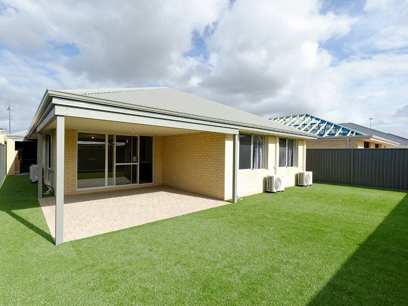 11 Camballin Street, Harrisdale WA 6112