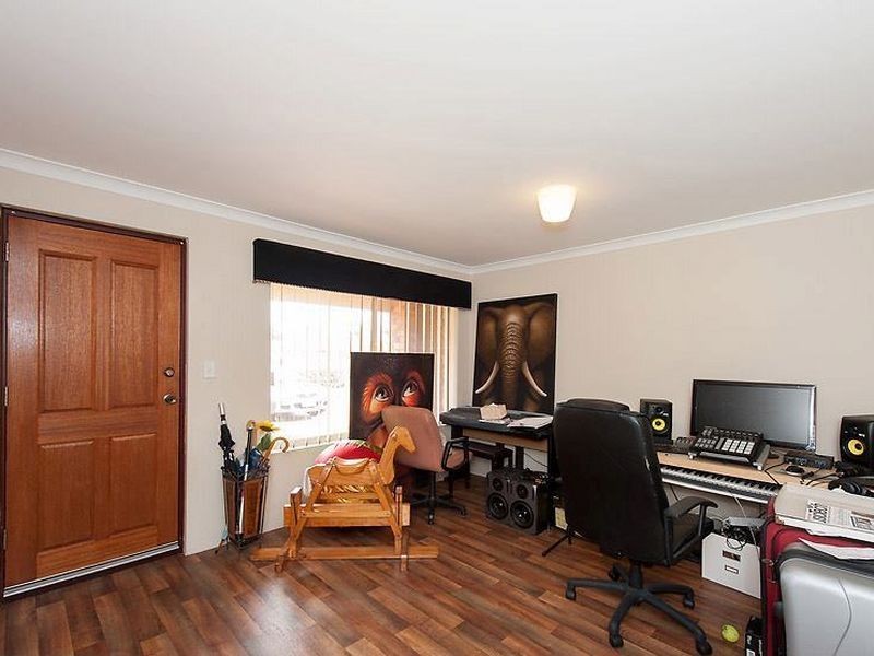 11 Barcroft Court, Atwell WA 6164