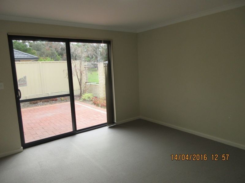 4/103 Leach Highway, Wilson WA 6107