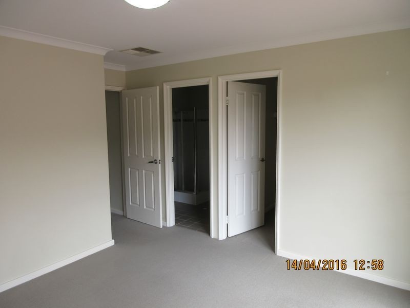 4/103 Leach Highway, Wilson WA 6107