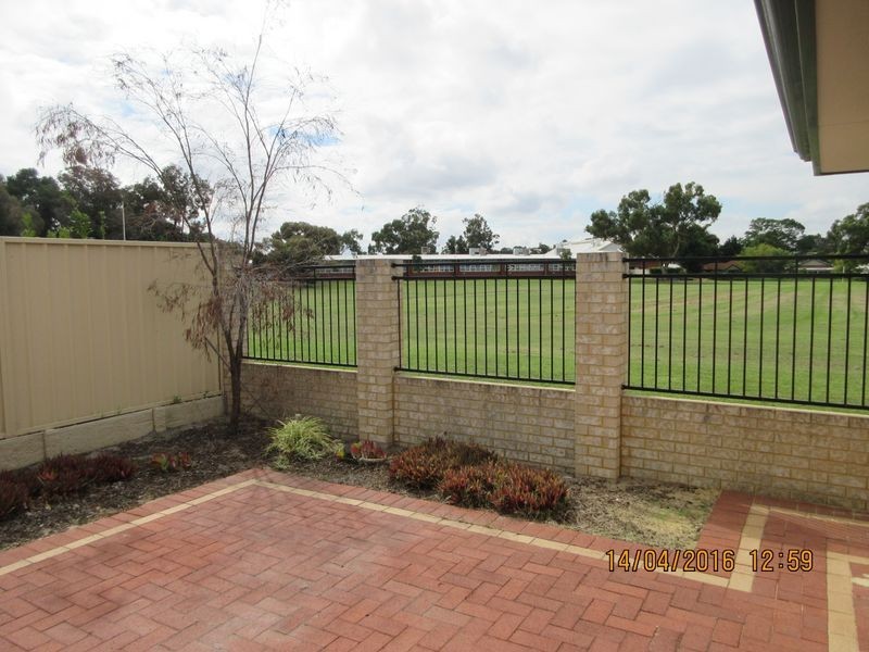 4/103 Leach Highway, Wilson WA 6107