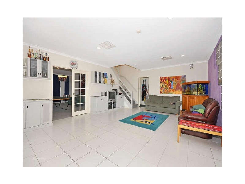 5 Arbor Grove, Leeming WA 6149