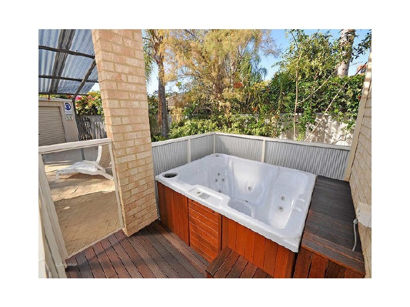 5 Arbor Grove, Leeming WA 6149