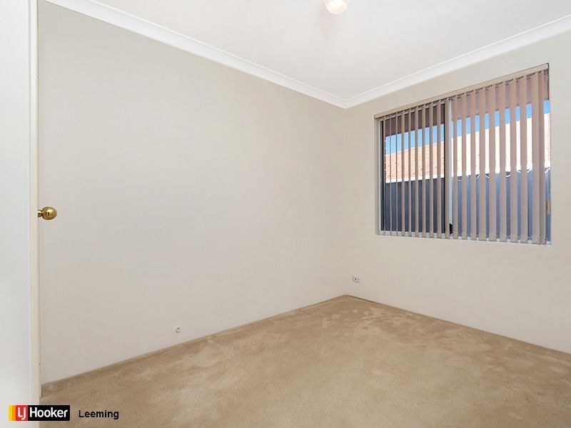 8 Minyon Circuit, Atwell WA 6164