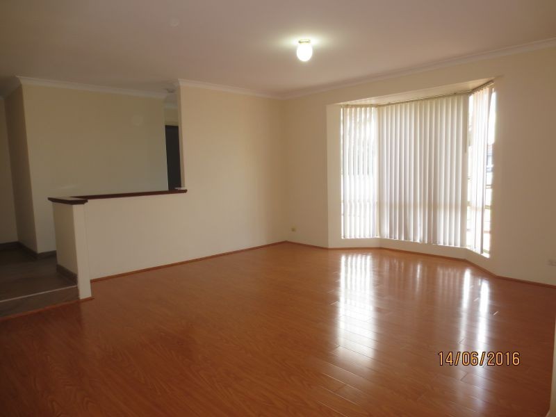 7 Eildon Court, South Lake WA 6164