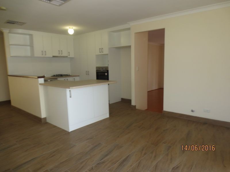 7 Eildon Court, South Lake WA 6164