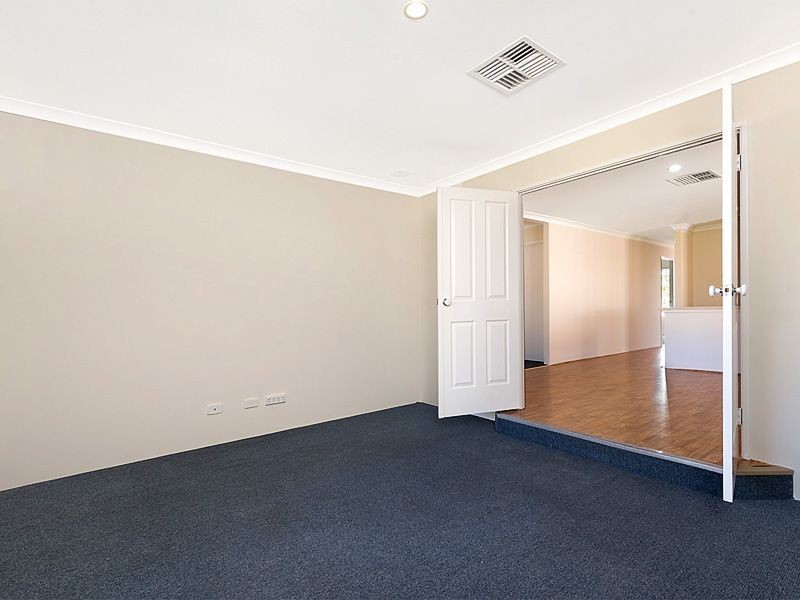 8 Boongala Circuit, Canning Vale WA 6155