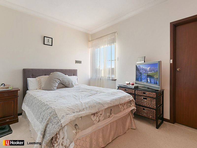 15 Hadley Gardens, Kardinya WA 6163