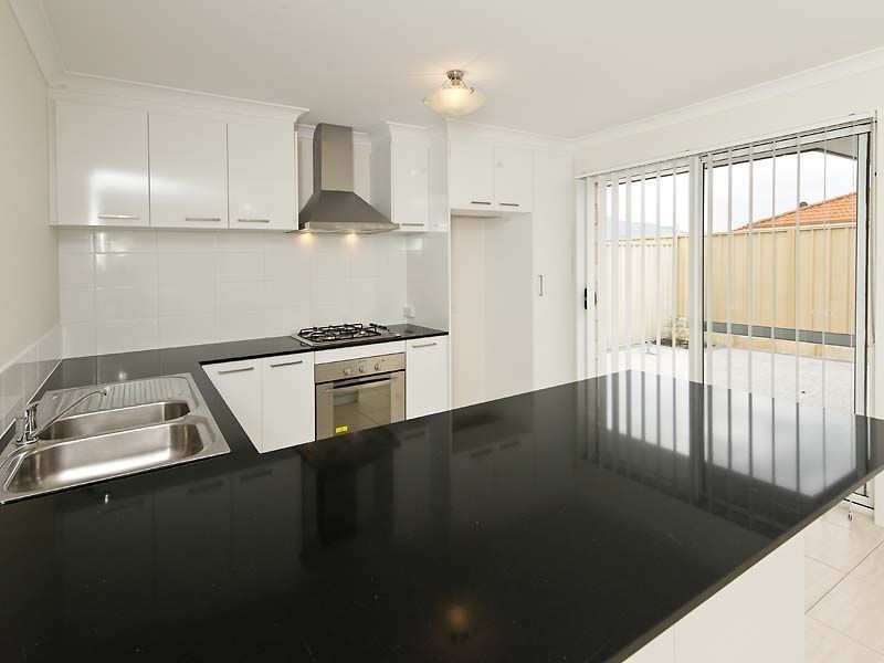 14/36 Wialki Lane, Canning Vale WA 6155