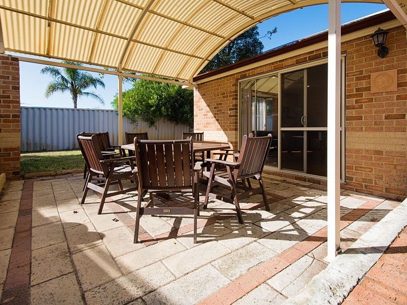 15 Folland Parade, Atwell WA 6164