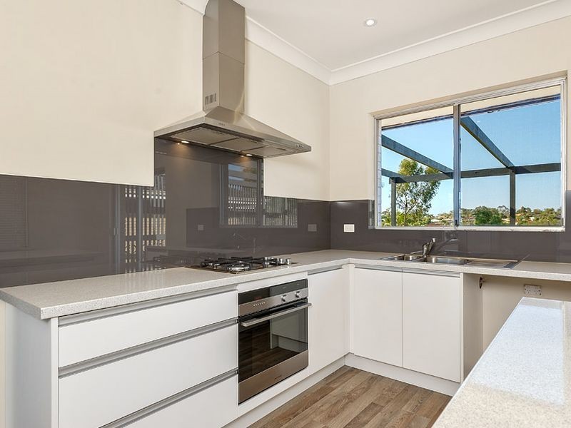 4 Fitzwater Way, Spearwood WA 6163