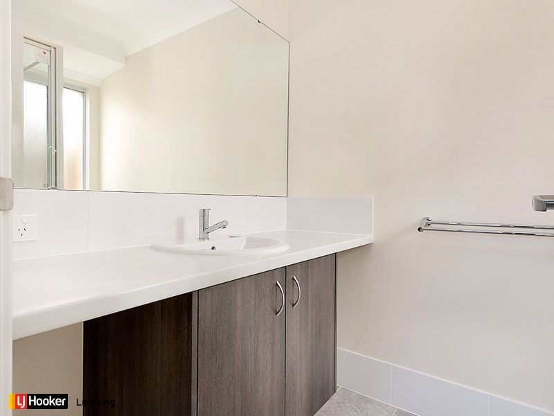 24 Bellingham Parade, Wellard WA 6170
