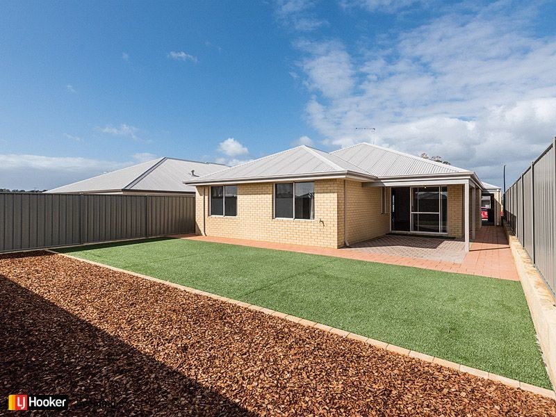 24 Bellingham Parade, Wellard WA 6170