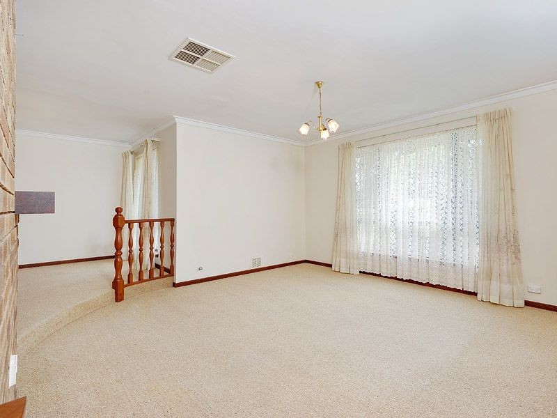 31 Matthew Avenue, Leeming WA 6149