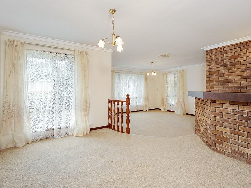 31 Matthew Avenue, Leeming WA 6149