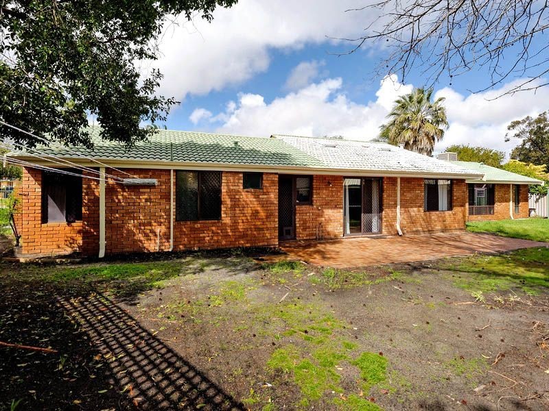 31 Matthew Avenue, Leeming WA 6149