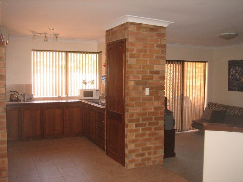 4/139 Darley Circle, Bull Creek WA 6149