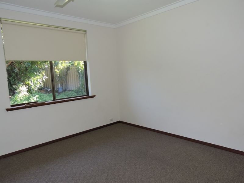 38 Nicholls Crescent, Bull Creek WA 6149