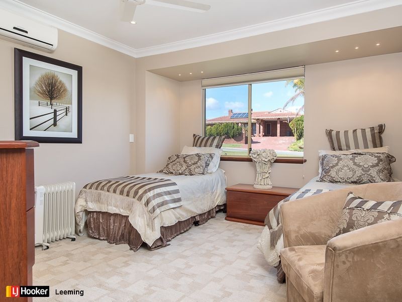 14 Haywood Trail, Leeming WA 6149