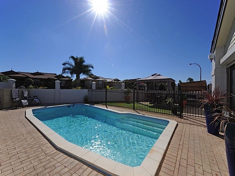 6 Trailridge Turn, Leeming WA 6149
