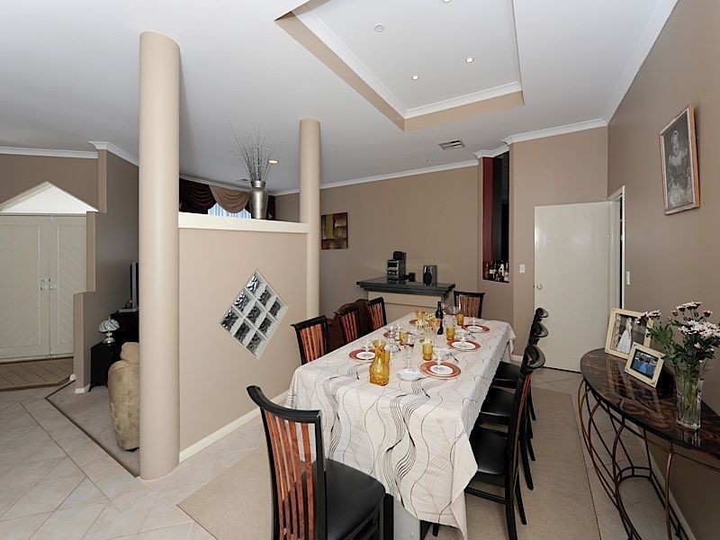 6 Trailridge Turn, Leeming WA 6149