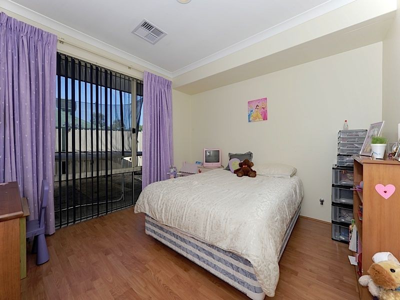 6 Trailridge Turn, Leeming WA 6149