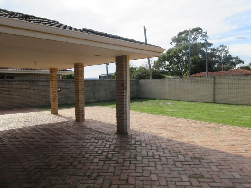 84 Acanthus Road, Willetton WA 6155