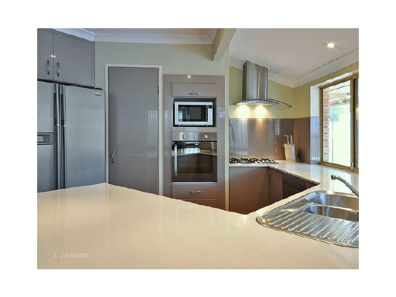 34 San Miguel Drive, Leeming WA 6149