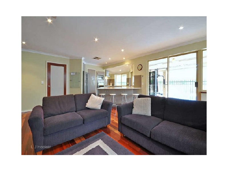 34 San Miguel Drive, Leeming WA 6149