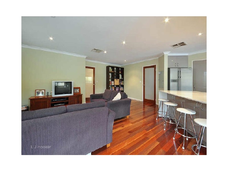 34 San Miguel Drive, Leeming WA 6149