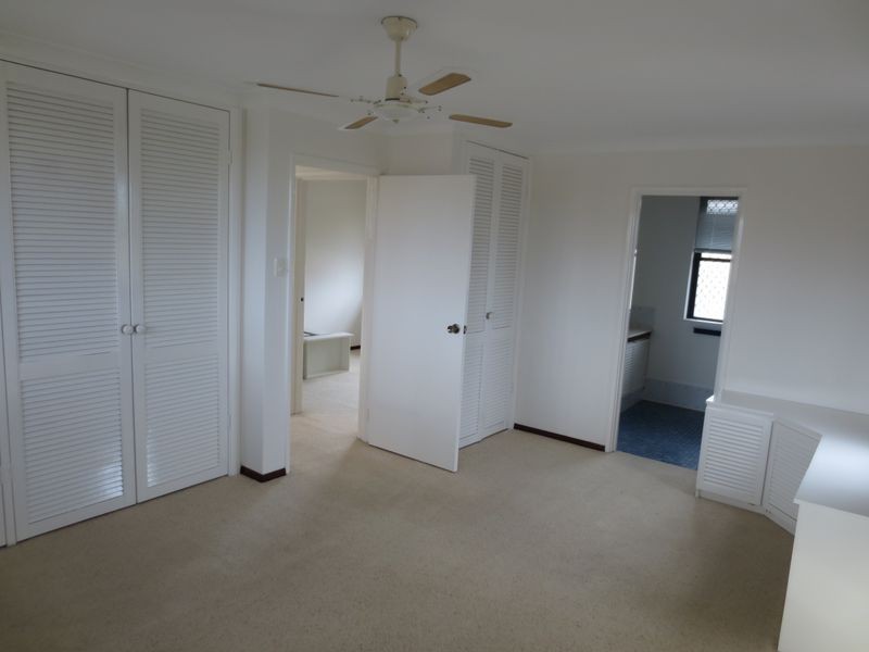 6 Back Close, Bull Creek WA 6149