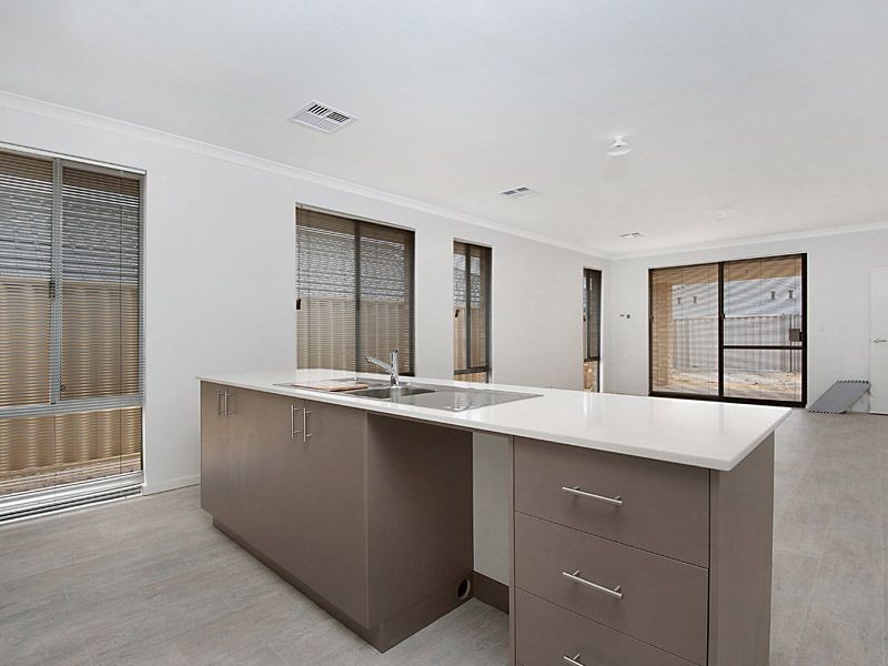 83 Prosperity Loop, Aubin Grove WA 6164