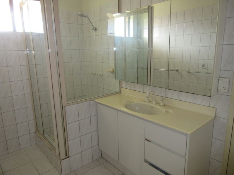 5 Laughton Way, Leeming WA 6149