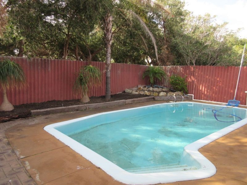 5 Laughton Way, Leeming WA 6149