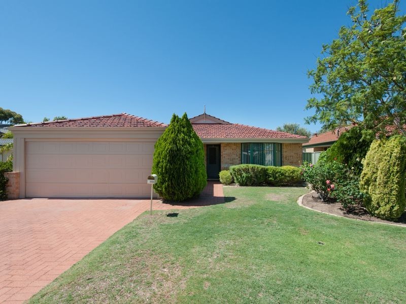 4 Molloy Circuit, Atwell WA 6164