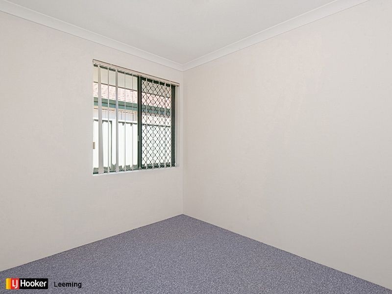 4 Molloy Circuit, Atwell WA 6164