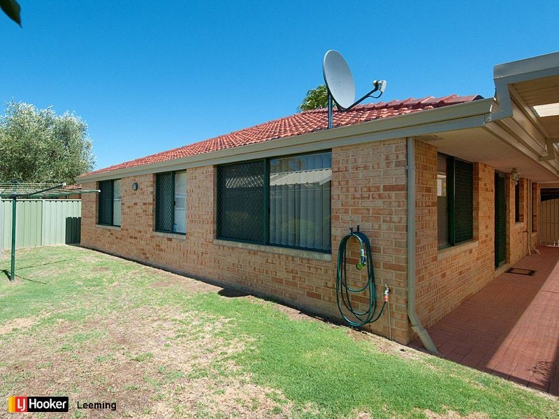 4 Molloy Circuit, Atwell WA 6164