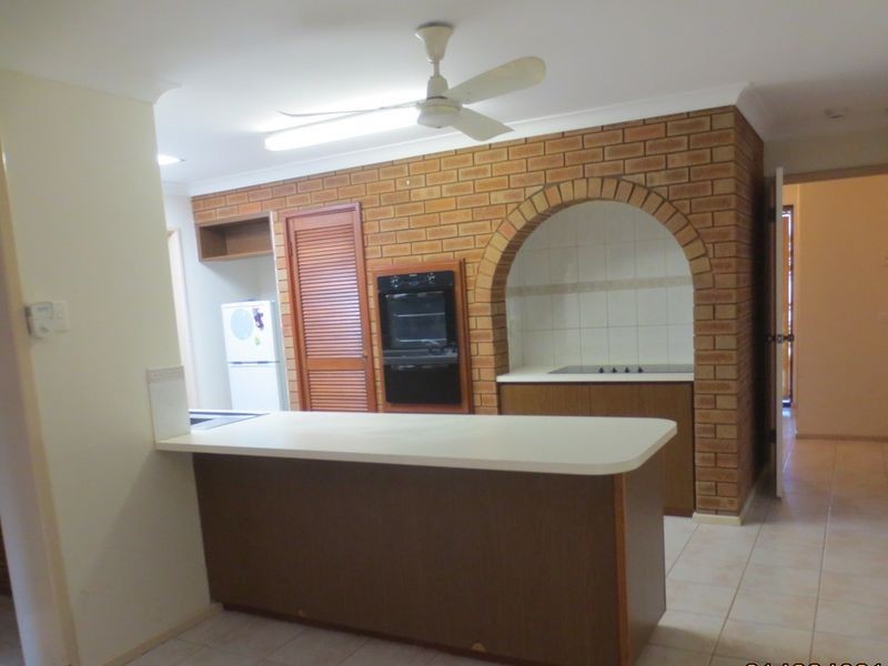 50 Greenway Avenue, Thornlie WA 6108