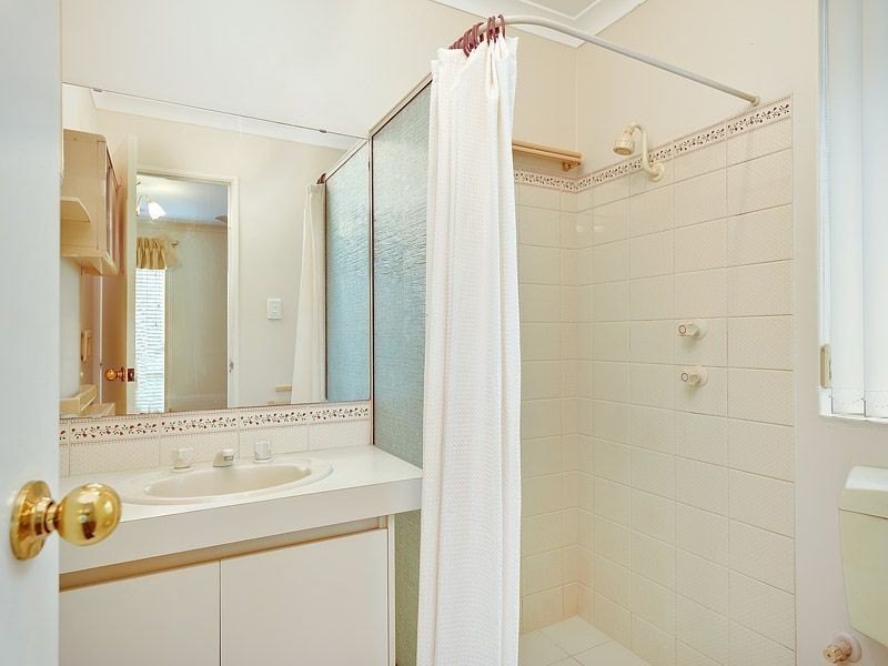 18 Turnbury Park Drive, Jandakot WA 6164