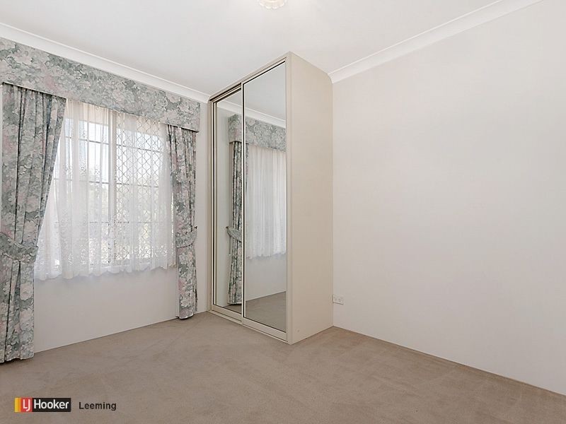 7 Fern leaf Court, Leeming WA 6149