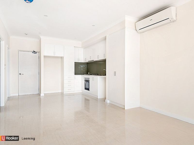 4/9 Orleans Street, Spearwood WA 6163