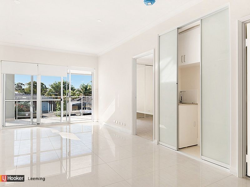 4/9 Orleans Street, Spearwood WA 6163