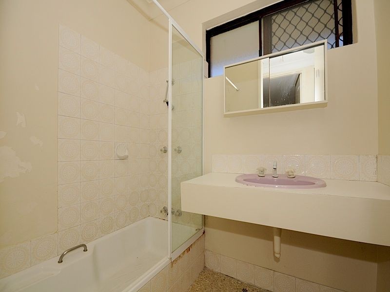 15 Orbit Street, Beckenham WA 6107